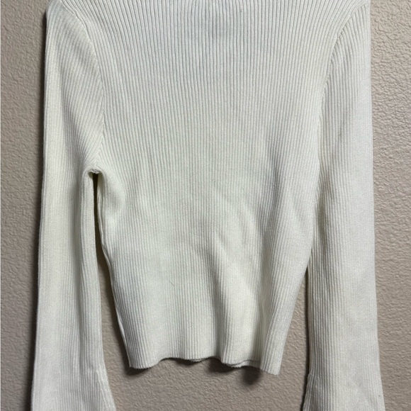 Bagatelle Cream Scalloped Top - Picture 3 of 4